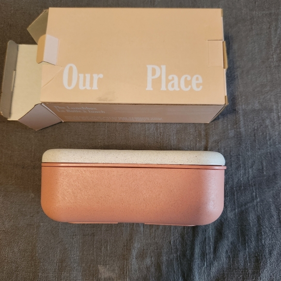 Lunch box - Picture 2 of 2